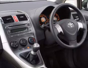 Panel frontal Toyota Auris 5-door [UK-spec] '2007–10