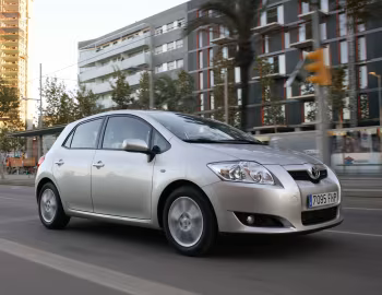 Toyota Auris 5-door [Worldwide] '2007–10
