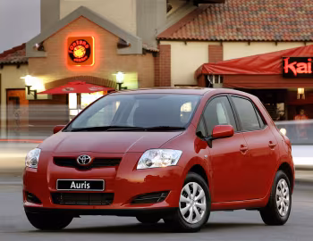 Toyota Auris 5-door [South Africa] '2007–10