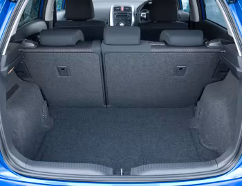 Ambos Toyota Auris 5-door [UK-spec] '2010–12