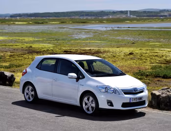 Toyota Auris HSD [UK-spec] '2010–12