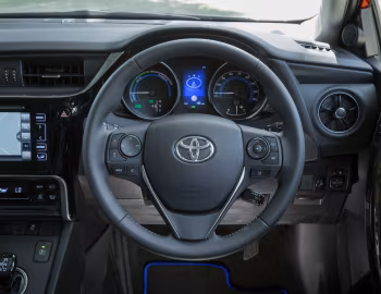 Panel frontal Toyota Auris Hybrid "GB25" [UK-spec] '2017–19