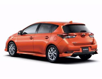 Toyota Auris RS [Japan] '04.2015–03.2018