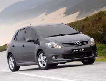 Toyota Auris Sport X [South Africa] '2010–12