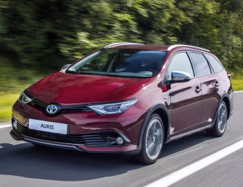 Toyota Auris Touring Sports Hybrid "Freestyle" [EU-spec] '2017–19