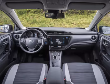 Panel frontal Toyota Auris Touring Sports Hybrid "Freestyle" [EU-spec] '2017–19