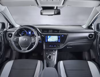 Panel frontal Toyota Auris Touring Sports Hybrid [EU-spec] '2015–18