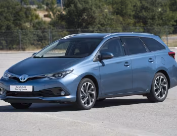 Toyota Auris Touring Sports Hybrid [EU-spec] '2015–18