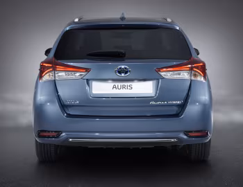 Toyota Auris Touring Sports Hybrid [EU-spec] '2015–18