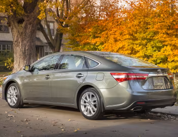 2013–15 Toyota Avalon XLE [North America] '2012–15