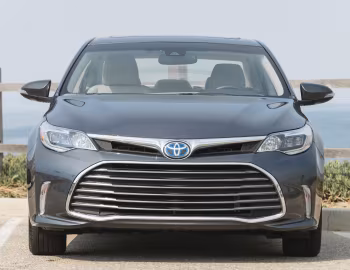2016–18 Toyota Avalon Hybrid [North America] '2015–18