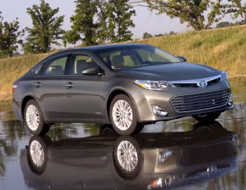 2013–15 Toyota Avalon Hybrid [North America] '2012–15