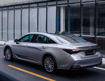 Toyota Avalon Hybrid Limited [China] '2022–pr.