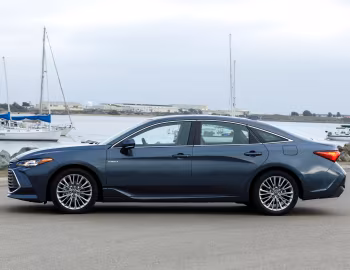 2019–22 Toyota Avalon Hybrid Limited [North America] '2018–22