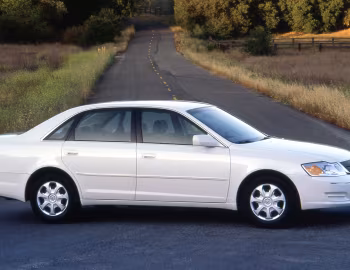 2000–02 Toyota Avalon XL [North America] (MCX20) '09.1999–2002