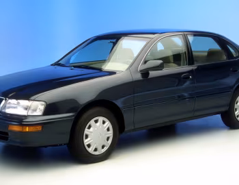 1995–97 Toyota Avalon XL [North America] (MCX10) '09.1994–97