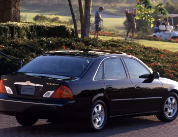 2000–02 Toyota Avalon XL [North America] (MCX20) '09.1999–2002