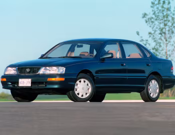 1995–97 Toyota Avalon XL [North America] (MCX10) '09.1994–97