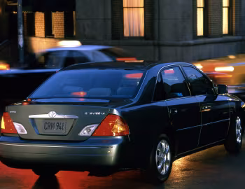 2000–02 Toyota Avalon XL [North America] (MCX20) '09.1999–2002