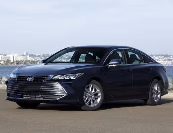 2019–22 Toyota Avalon XLE '2018–22