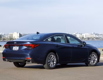 2019–22 Toyota Avalon XLE '2018–22