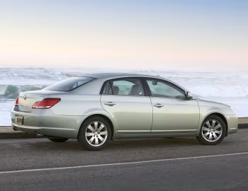 2005–07 Toyota Avalon XLS [North America] (GSX30) '12.2004–07