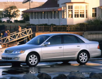 2000–02 Toyota Avalon XLS [North America] (MCX20) '09.1999–2002