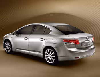 Toyota Avensis (T270) '2009–11