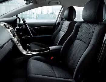 Interior Toyota Avensis [Japan] '09.2011–04.2012