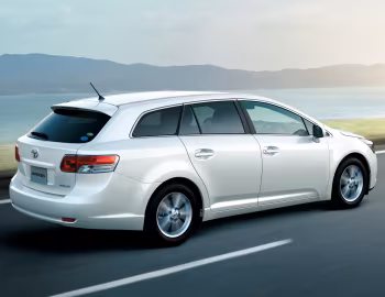 Toyota Avensis [Japan] '09.2011–04.2012