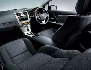 Interior Toyota Avensis [Japan] '09.2011–04.2012