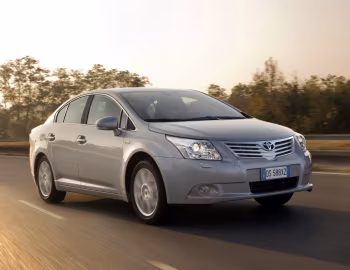 Toyota Avensis (T270) '2009–11