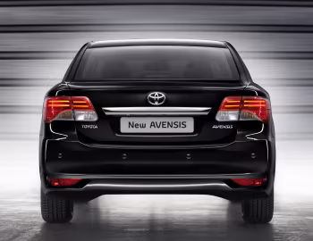 Toyota Avensis (T270) '2011–15