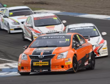Toyota Avensis BTCC (T270) '2011