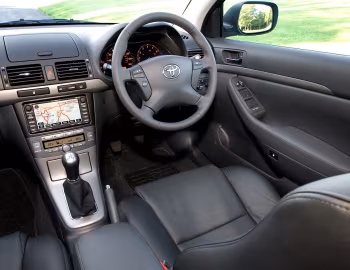 Panel frontal Toyota Avensis Hatchback [UK-spec] '2006–08