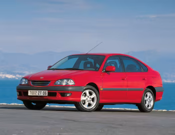 Toyota Avensis Liftback [Worldwide] (T220) '1997–2000