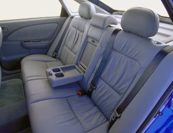 Interior Toyota Avensis Liftback [Worldwide] (T220) '1997–2000