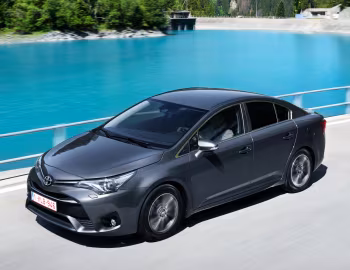 Toyota Avensis (T270) '2015–18