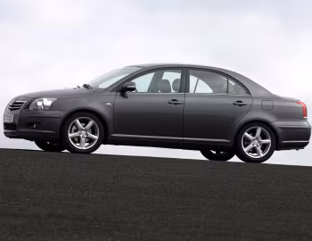 Toyota Avensis Sedan '2006–08