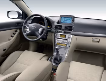 Panel frontal Toyota Avensis Sedan '2006–08