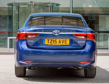 Toyota Avensis [UK-spec] (T270) '2015–18