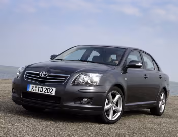 Toyota Avensis Sedan '2006–08