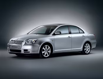 Toyota Avensis Sedan '2003–06