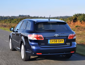 Toyota Avensis Tourer [UK-spec] (T270) '2009–11