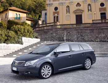 Toyota Avensis Tourer (T270) '2009–11