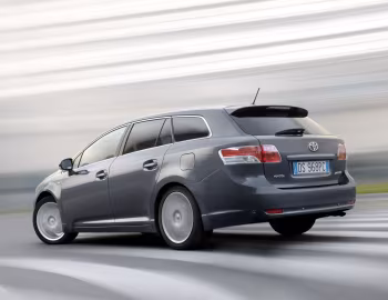 Toyota Avensis Tourer (T270) '2009–11