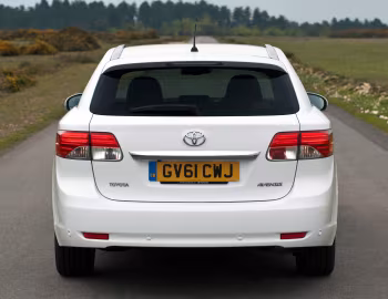 Toyota Avensis Tourer [UK-spec] (T270) '2011–15