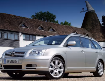 Toyota Avensis Tourer [UK-spec] '2003–06