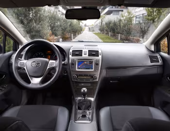 Panel frontal Toyota Avensis Tourer (T270) '2011–15