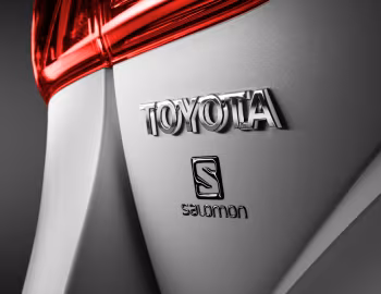 Toyota Avensis Touring Sports "Salomon" [France] '2016